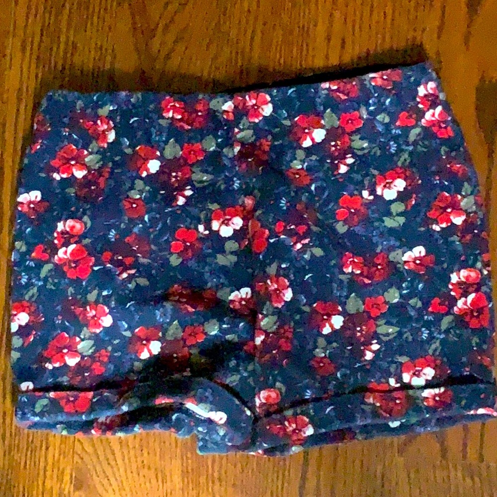 Hollister shorts